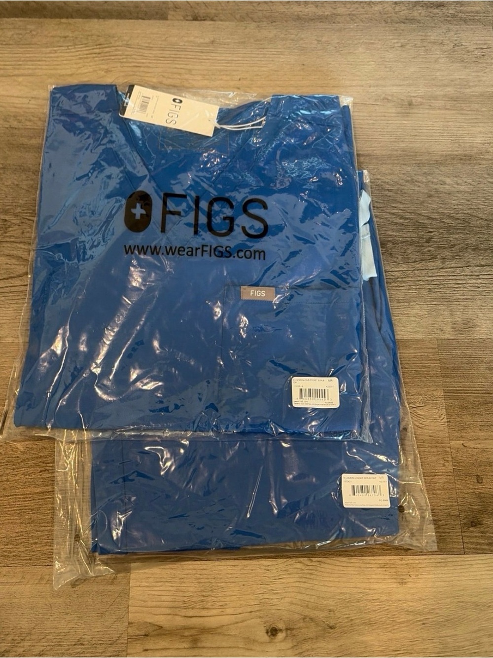 Figs scrub set